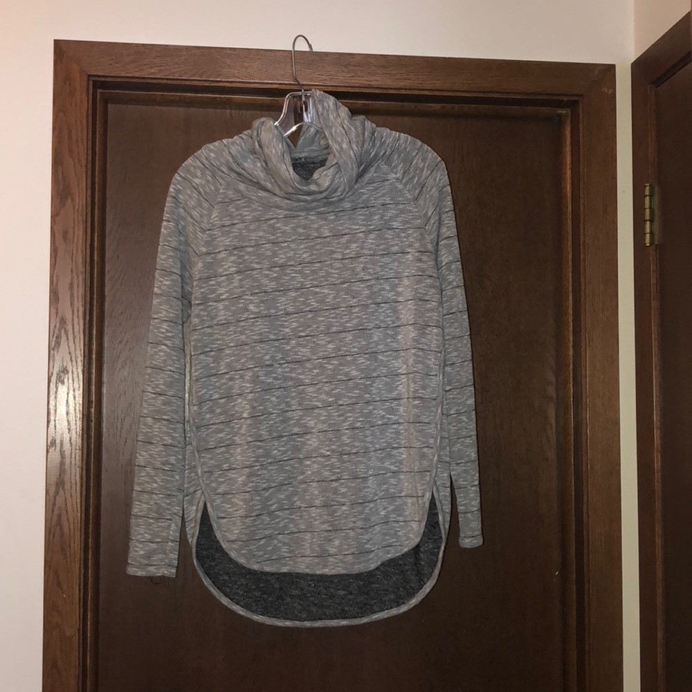 LOFT sweater